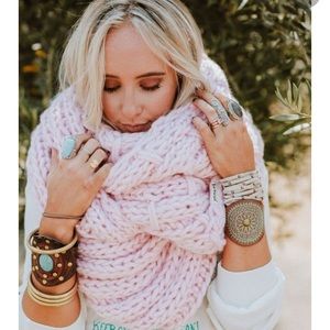 Vintage Cargo Chunky Infinity Knitted Scarf - Pink